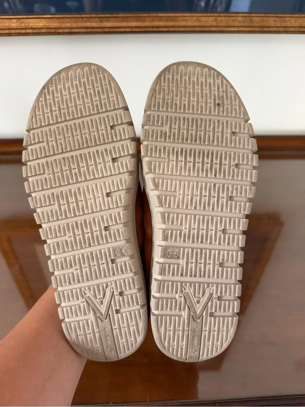 Vionic Uptown Ballet Flats Women’s 6.5 Tan Leather Comfort Shoes